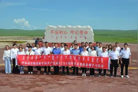 【学党史 悟思想 办实事 开新局】呼和诺尔镇开展庆祝中国共产党成立100 周年党员集体参观学习活动图片