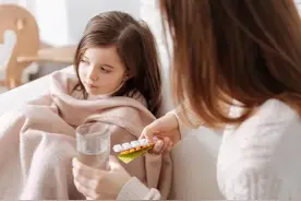 人类幼崽成长记＃宝宝间歇性发烧自我初步判断，赶紧看看吧图片