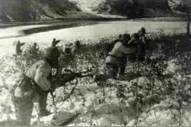 志愿军18勇士夜袭水源，全歼美军宪兵排，成功打乱敌人进攻部署图片