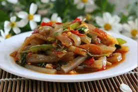美食分享：烧魔芋、南瓜红豆盏、红烧大虾的简单做法图片