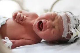 孩子即将出生，有五大证件要做好办理准备，既省钱又省心图片