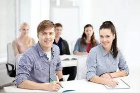 从23岁留学生辱骂北大父亲，看留学生的价值观问题图片