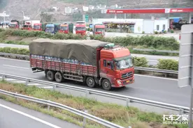 一脚油门就超速，限速80km/h是不是该调整了？绿通快递没法开图片