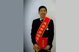 在希望的田野上——记延安市新区外国语学校张安平图片