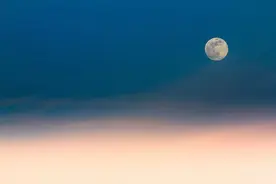 中秋｜有岁月可回首，有明月寄相思图片