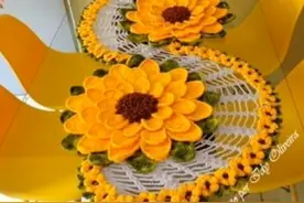 「针织作品」黄颜色的钩花桌布装饰，满桌花开不败图片