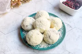 山药蒸和煮没有味道，做成甜点孩子抢着吃，爽口清新又营养图片