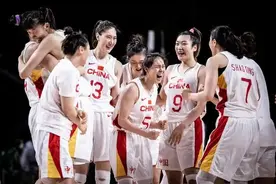 女篮夺冠獠牙渐露，东京奇迹正在发生图片