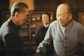 1965年毛主席支开所有人，喊来周总理密谈半小时，37年后真相公布图片