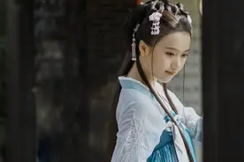 故事：她是已有婚约的丞相女，被人陷害落水后，阴差阳错嫁了将军图片
