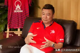 足坛名宿麦超：“点球专家”有诀窍，恒大青年才俊最看好严鼎皓图片