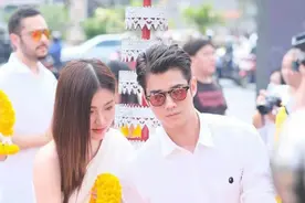 《初恋这件小事》主演时隔十年再合作，小水依旧很美，阿亮变油腻图片