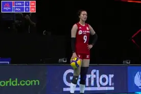 女排横扫波兰！张常宁全能，李盈莹+丁霞+袁心玥暴走，王梦洁瑕疵图片