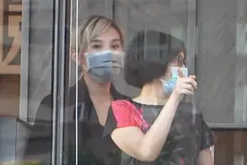 “铁肺女王”兼职当房产中介！半年收入仅2万，端茶倒水略心酸图片