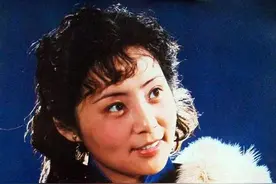 《雾都茫茫》女特务林晶，《渴望》田莉，庞敏低调嫁军人幸福一生图片