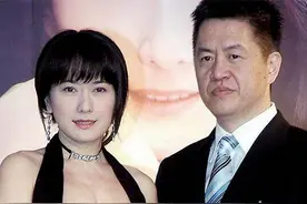 恭喜！36岁女星刘伊心宣布二胎产子，60岁富豪3度当爸激动落泪图片