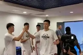Let's go，tiger！仪式感满满的广东队出场方式，一般是怎样开始的图片