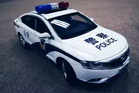 同样是警车，有的是“公安”，有的则是“警察”，有何区别呢？图片