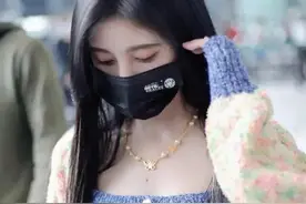 鞠婧祎机场生图被疯传，穿30cm短装秀蛮腰，全身照却暴露缺陷图片