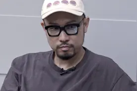 “哥哥”上演高质量男审美趴：卓哥三李尹正阿PAUL，连热狗都算？图片