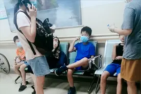暑假带8岁男宝“修小皮衣”，笑着进去哭着出来，更难熬的在后面图片