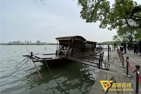 打卡红色足迹｜从小小红船到巍巍巨轮，军网记者带你追寻红船记忆图片