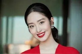 女生想要皮肤更好，建议洗完澡后做这件事，皮肤更细腻光滑图片
