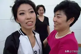 曲婉婷再发文惹众怒，网友说：中纪委都盖章评论了，别喊了图片