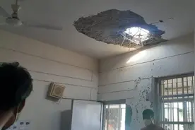 突发！两架无人机入侵印军基地，屋顶炸出大洞，防空系统形同虚设图片