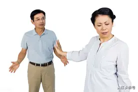老伴离婚娶情人，62岁女人：成全你的真爱，让她照顾你的晚年图片