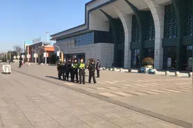 元旦“警”相随，铜陵警方守护平安图片