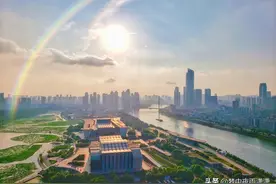 天王，天蝎座图片