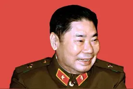 杨得志是因为成功指挥西线对越自卫反击战而晋升总参谋长的吗？图片