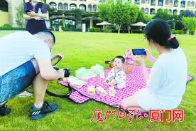 野餐最近在厦门火了起来 迅速带火了户外经济图片