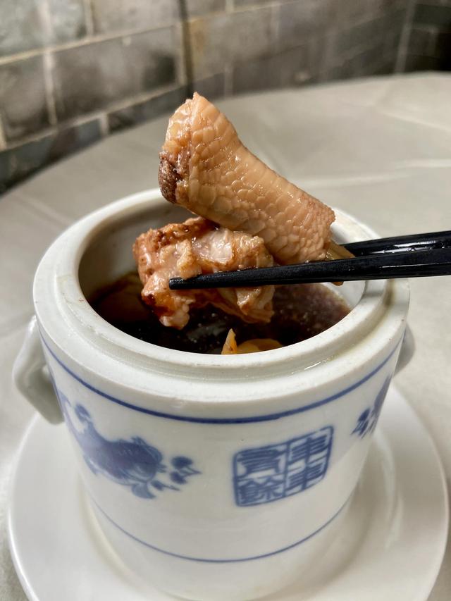 花胶黑蒜汤功效 2026年花胶黑蒜汤功效与禁忌 花胶黑蒜汤功效 2026年花胶黑蒜汤功效与禁忌