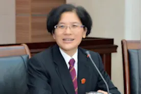 海南高院女副院长张家慧被免职 曾被举报资产超200亿视频封面