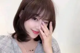 最近很火“春天烫”，显瘦又女人味十足！图片