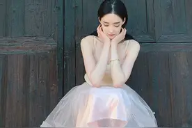 潘南奎，白色甜美公主图片