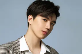 LPL新晋解说PYL定妆写真照：这是电竞男模吧？出道图片