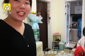 陕西10岁男孩跳惊鸿舞走红，表情绝了图片
