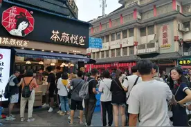 女大学生创业开游戏捏脸工作室：有员工四十多名，一年接单超三千图片