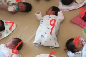 “最累姥姥”走红，3胞胎女儿各生了3胞胎，网友：开幼儿园吧图片