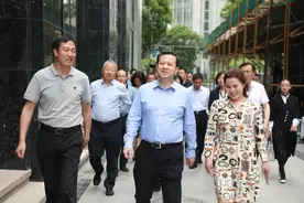 市委书记柳鹏赴巨量引擎甘肃区域公司考察调研 市长周伟一同考察调研图片