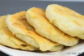 一样的材料，这样做饼又软又酥，轻轻一碰就掉渣，比包子还好吃图片