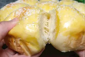 1碗面粉2个鸡蛋，教你在家做面包，不用烤不用电饭煲，拉丝松软图片