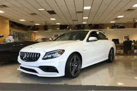 实拍美版AMG C63：国内是百万豪车，在美国便宜一半图片