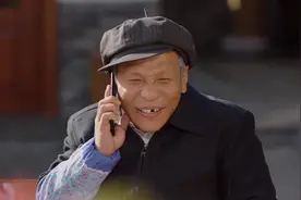 刘老根4定档！宋小宝扮丑太搞笑被范伟狂怼，生病后再拍戏状态好图片