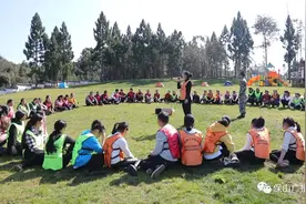 高黎贡山茶博园汽车主题营地 新鲜的打卡地图片