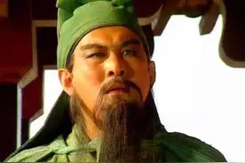 黄忠斩夏侯渊造成了多大震撼？曹操爆粗口，刘备打官腔，关羽更绝图片