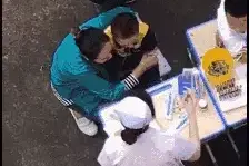 打针有多可怕？这个孩子因怕打针远逃50公里图片